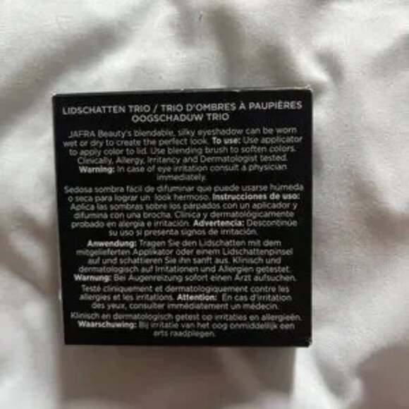 NWT Wet Dry Formula Trio Eyeshadow Palette - Picture 2 of 4